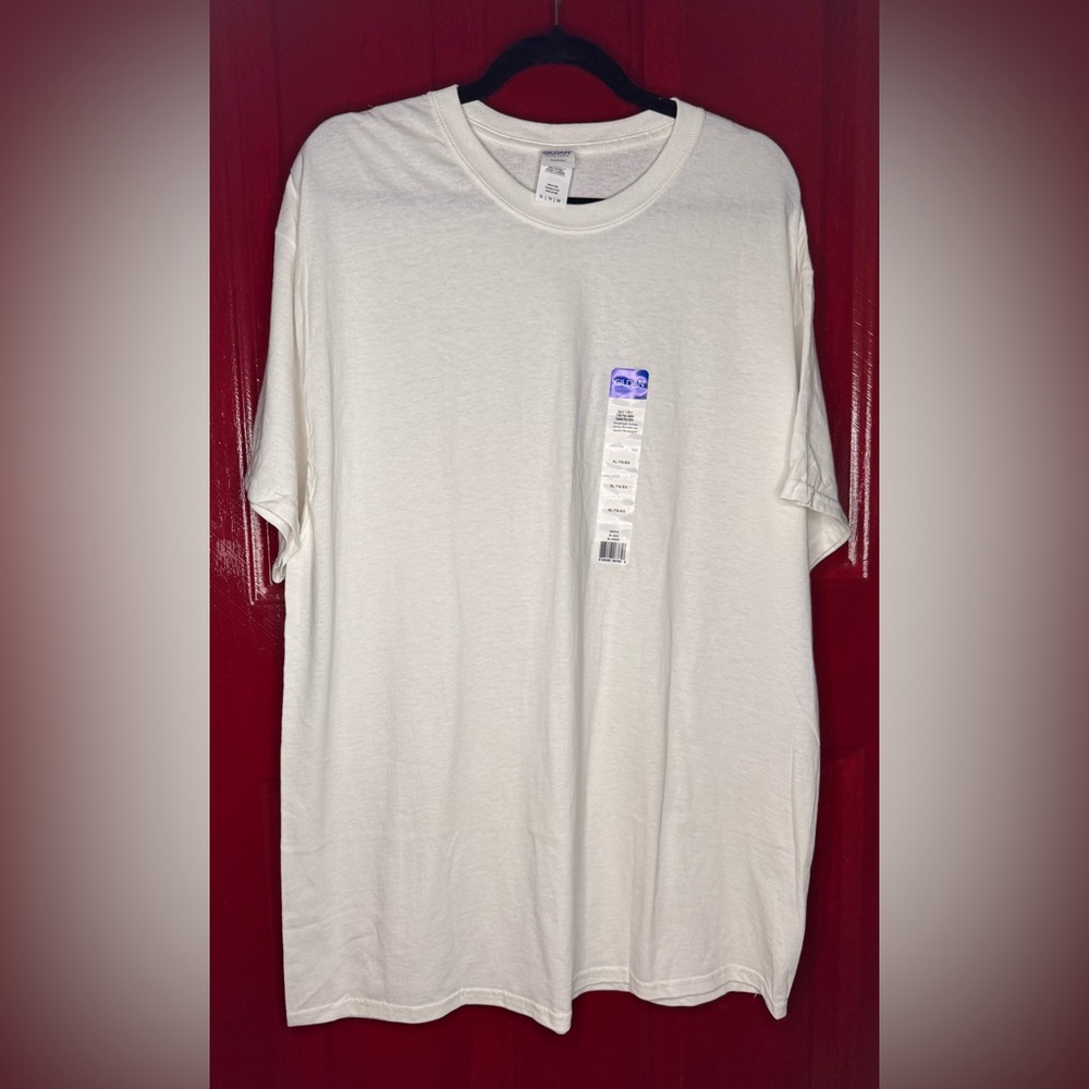 Gildan Men's Soft White Short Sleeve Tee Shirt, Preshrunk 100% Cotton, Size XL